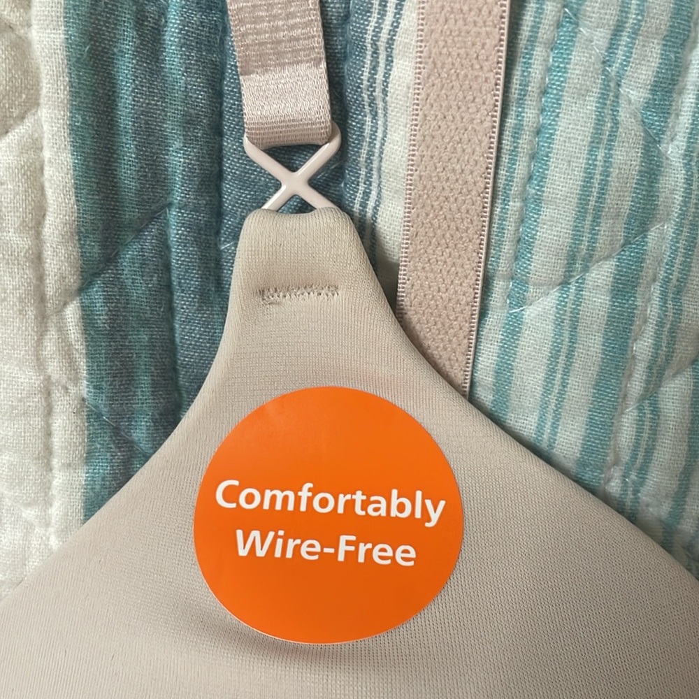 Warners® Elements of Bliss® Support and Comfort Wireless Lift T-Shirt Bra 36B - Picture 4 of 7